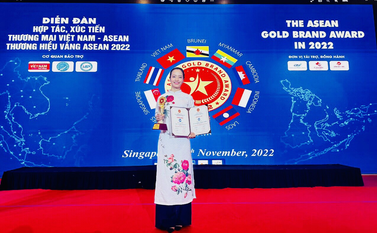 CÔNG TY TNHH BỆNH VIỆN VIỆT BỈ VINH DỰ NHẬN DANH HIỆU TOP 10 THƯƠNG HIỆU VÀNG ASEAN 2022