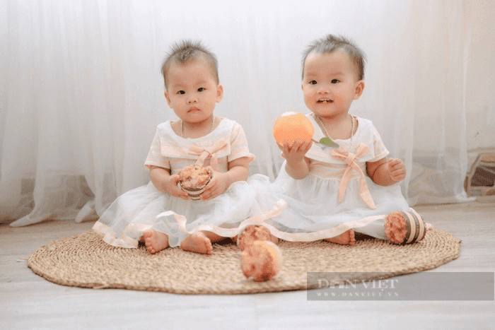 HẠNH PHÚC ĐÓN CẶP CÔNG CHÚA SAU HÀNH TRÌNH 5 NĂM HIẾM MUỘN