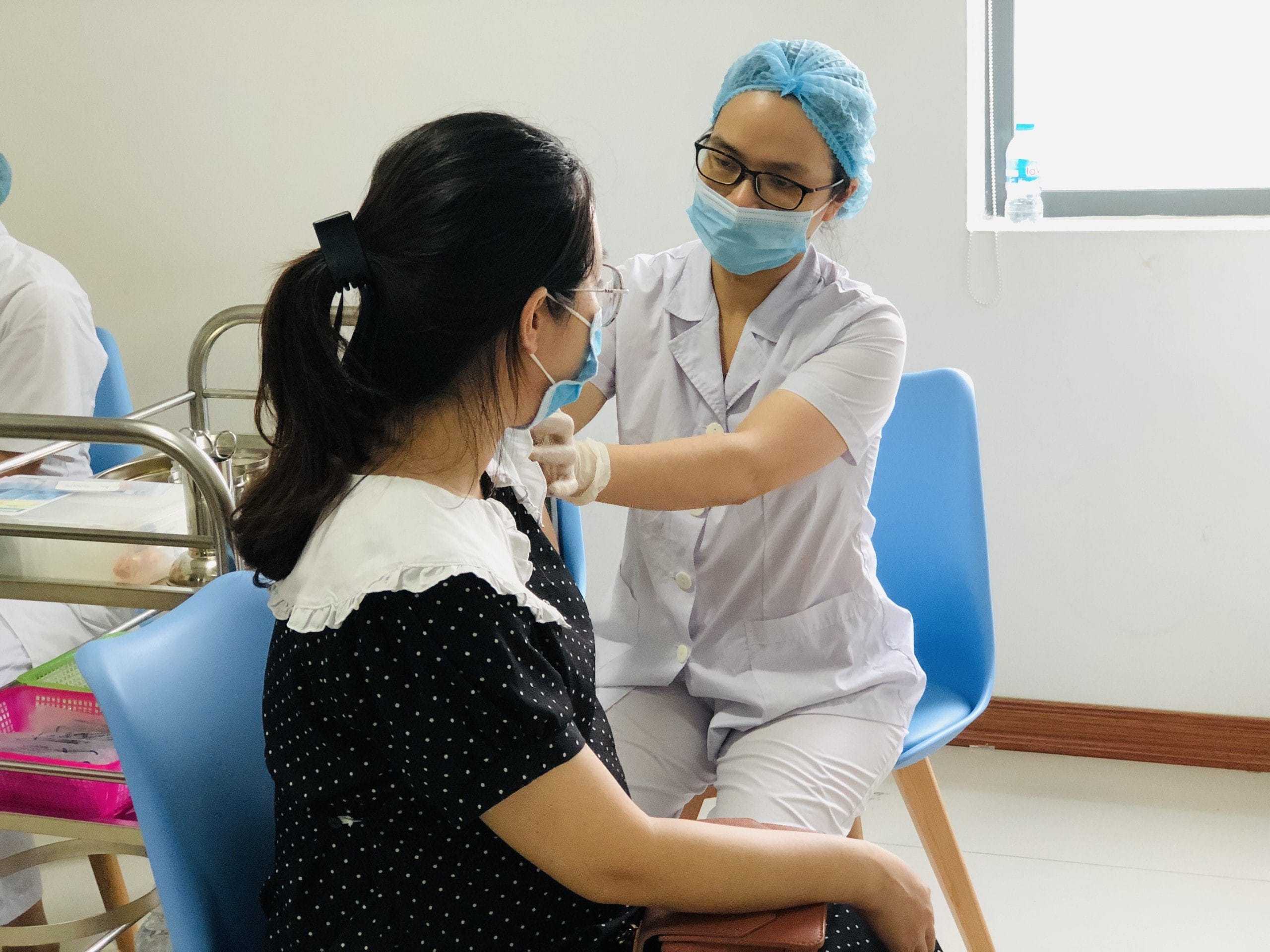CHÀO TIN TIN! CON ĐÃ CÓ CUỘC PHIÊU LƯU TRÊN HÀNH TRÌNH ĐẾN VỚI BỐ MẸ